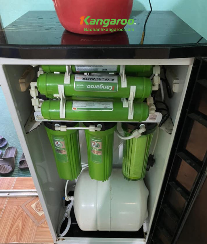 Máy lọc nước kangaroo bị rò nước ở vòi